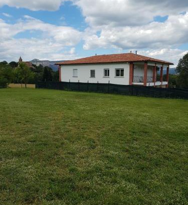 Vilanova de Sau Cabin | Alojamiento turistico compartido con estancias compartidas cocina, terraza i baño Can Serres