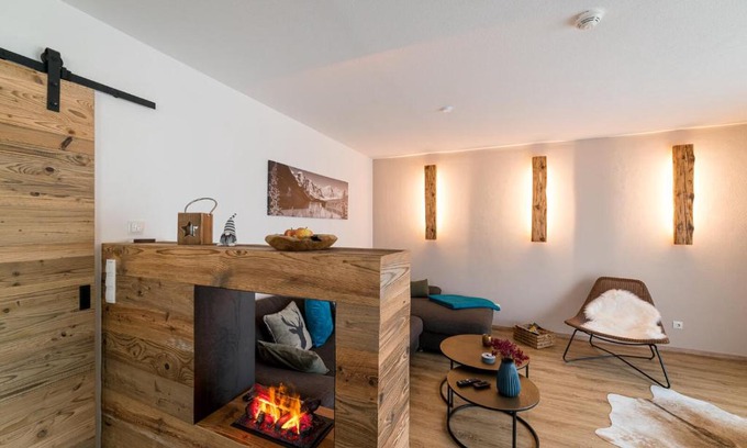 Fuegen Apartment | Alpen-Lounge Apartment 17