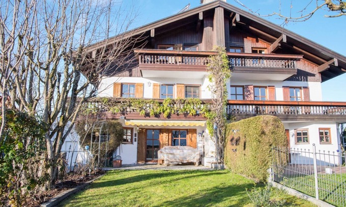Eggstatt Apartment | Alpenblick, apartment with terrace and balcony