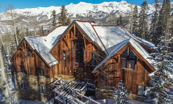 Mountain Village House | ALPENGLOW-Luxury, Convenience & Views! Hot Tub, Gym, & Walk-to-Ski