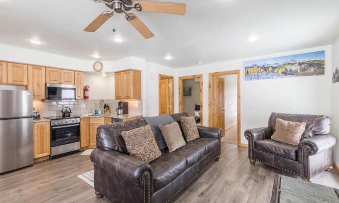 Ouray House | Alpenglow Unit 6