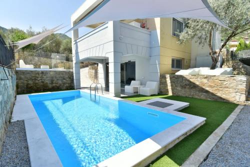 Palaio Tsifliki Apartment | Alpha Delta Pool Suite