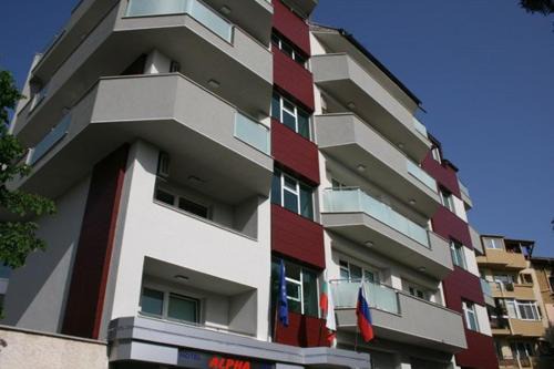 Varosha Hotel | ALPHA family HOTEL