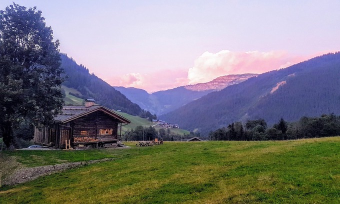 Beaufort Ski Chalet | Alpine chalet renovated in 2018. Arêches-Beaufort 8-10 beds ideal for 2 families