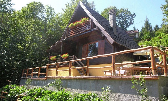 Cutigliano Ski Chalet | Alpine Getaway in Tuscany