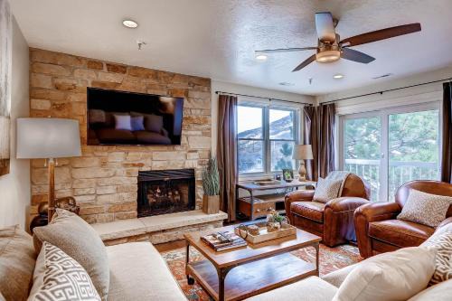 Downtown Park City Apartment | Alpine Shadows #4