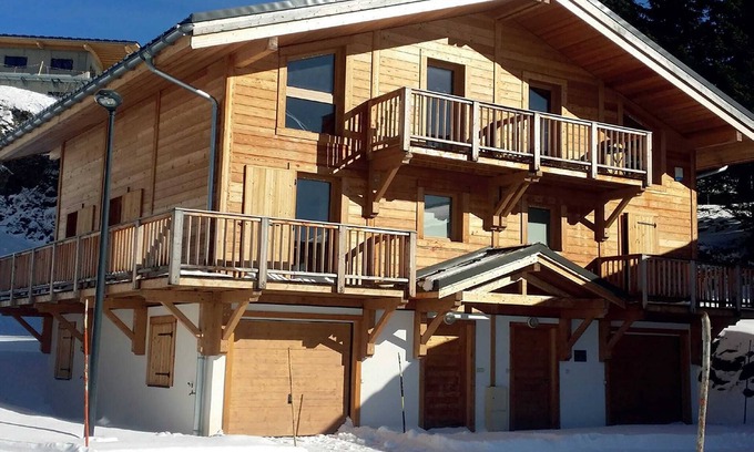 Chamrousse Ski Chalet | Alpine Stay in Chamrousse