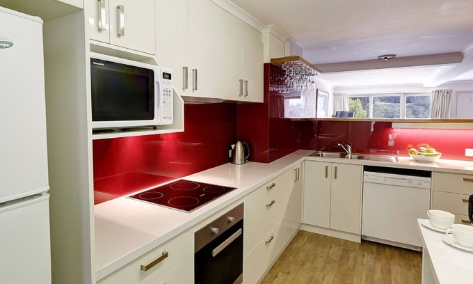 Falls Creek Apartment | Alpine View Apartments - 12 share Deluxe