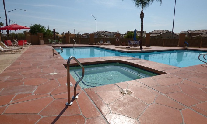 Alta Mesa Community Association Apartment | Alta Mesa condo with large heated pool
