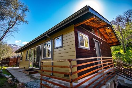 Three Rivers House | Alta Peak Penzion