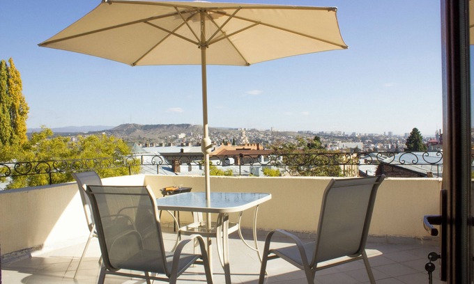 Tbilisi City Centre Apartment | Altbau Apartment in Old Tbilisi #Three Bedroom