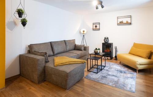Fulda Apartment | Altbauoase Fulda - ruhig, zentral, Terrasse, Bahnhof 400m -