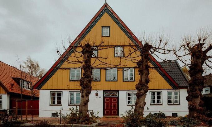 Wewelsfleth House | Altes Fährhaus & Bäckerhaus (komplett)