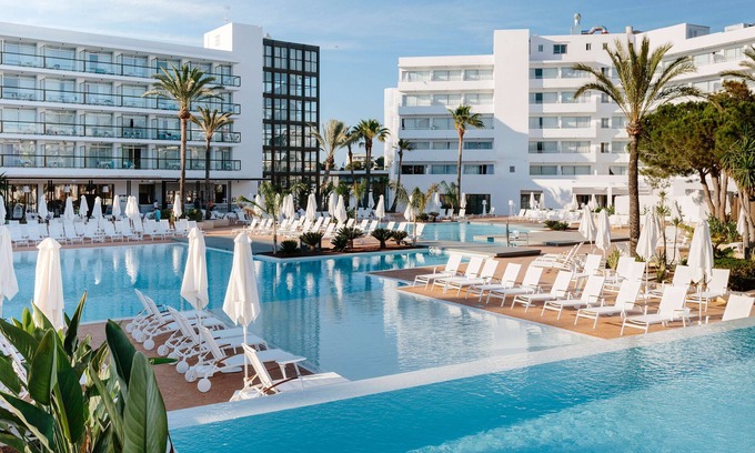 Es Canar Hotel | AluaSoul Ibiza - Adults Only