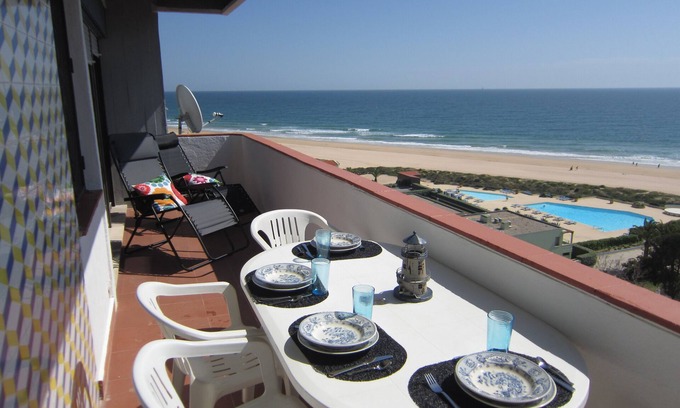 Torralta Apartment | Alvor - View Magnificent Beachfront