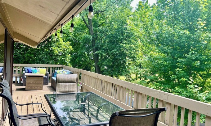 Fontana Condo | Always Saturday | Abbey Springs | Sleeps 8