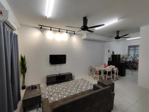 Jasin House | AM Homestay Melaka Dua Tingkat 4Room 3Bathroom