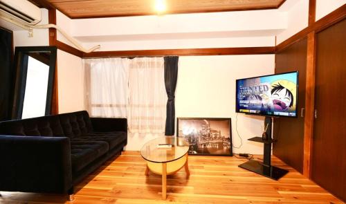 Minamiotsuka Apartment | AM's 701 Ikebukuro 5 min Shinjuku Station 13 min Shibuya Station 19 min