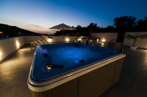 Custonaci House | Amaka