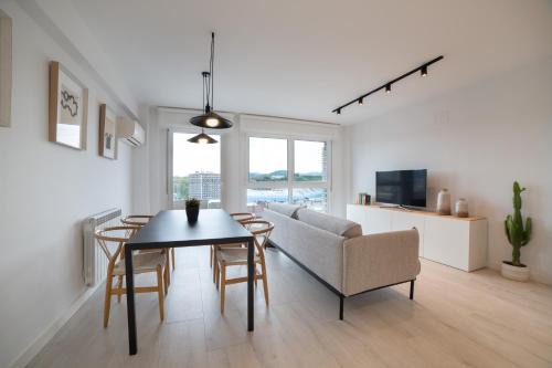 San Sebastian Apartment | Amara Tower 14