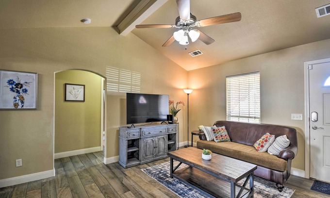 Amarillo House | Amarillo Abode w/Sunroom ~ 4 Mi to Downtown!