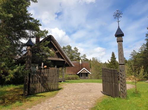 Anyksciai House | Amatų kalnelis