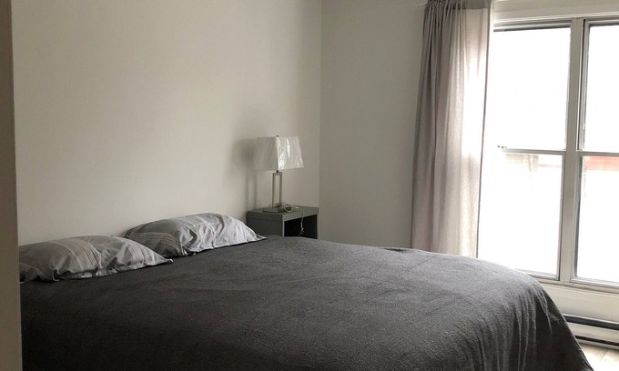 Saint Henri Apartment | Amazing 2-Bedroom Montreal Condo in Trendy Atwater
