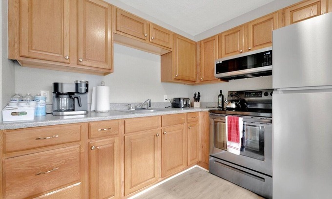 Decatur House | Amazing 2 Bedroom, Pet Friendly Home in Quiet Area