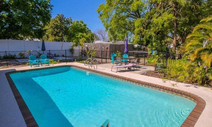 Harbor Hills House | Amazing 3 BR private pool home near Anna Maria Island - 7th Heaven