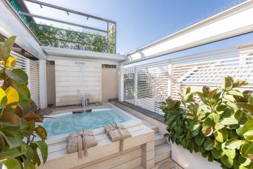 Rome City Centre Apartment | Amazing 3 Levels Penthouse Piazza Venezia