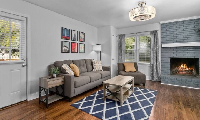 Independence House | Amazing 3BR Home for Families|Close to Stadiums