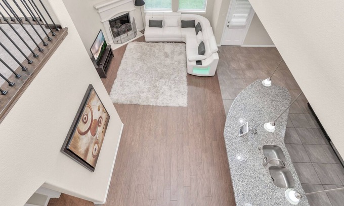 Katy House | Amazing 4Bedroom in Katy - W/ Large Backyard & Pool
