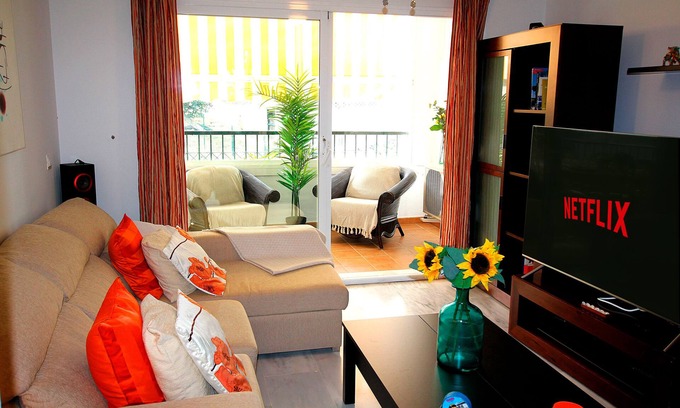 Calahonda Apartment | Amazing Apartment near Beach and Marbella