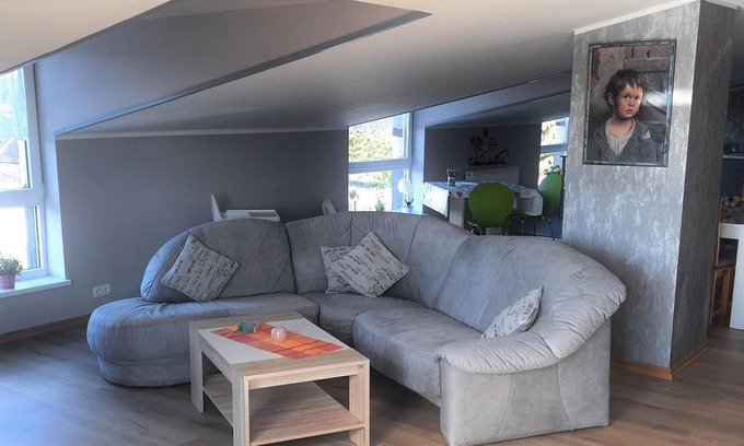 Hambuehren Apartment | Amazing apartment in Hambühren with balcony