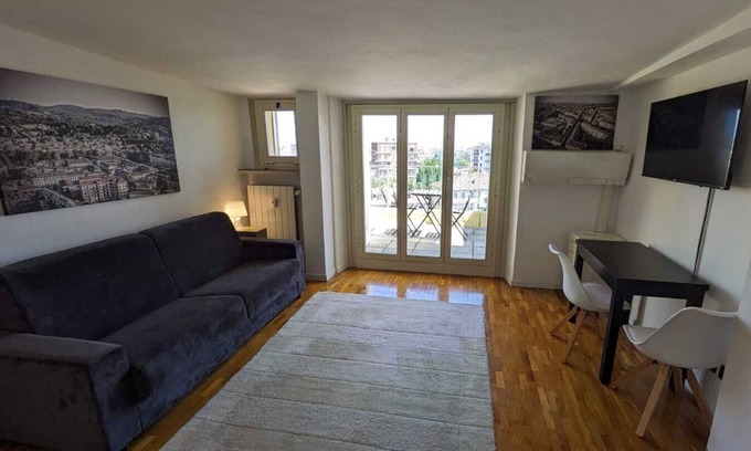 Cenisia Apartment | Amazing apartment with view near metro Rivoli