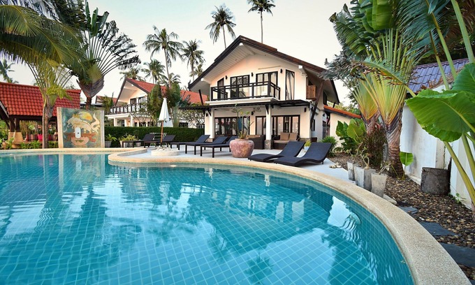 Ko Lanta Villa | Amazing Beachfront Pool Villa