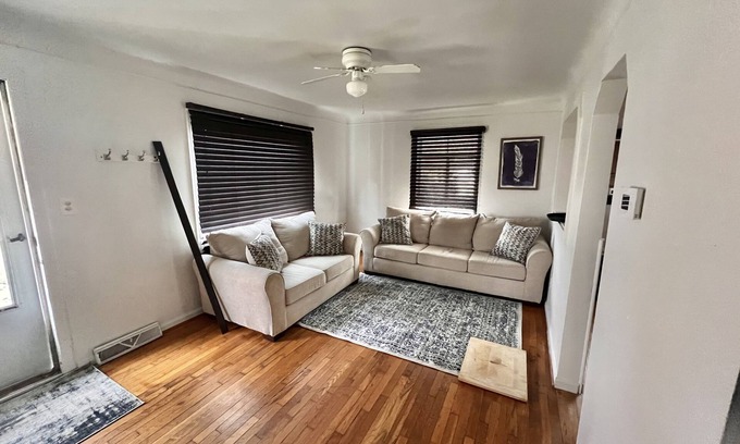 Hazel Park House | Amazing cute house, in the middle of Hazel park, close to 75 and 696
