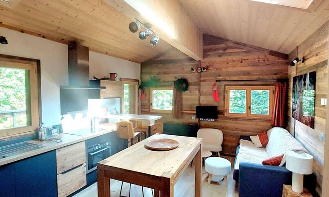 Passy Apartment | Amazing, garden level, terrace, sleeps 2, Nordic bath, Mont Blanc view