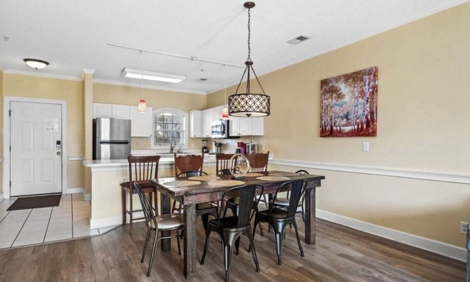 Central Myrtle Beach Condo | Amazing golf and beach retreat in lovely Myrtle Beach , Magnolia North