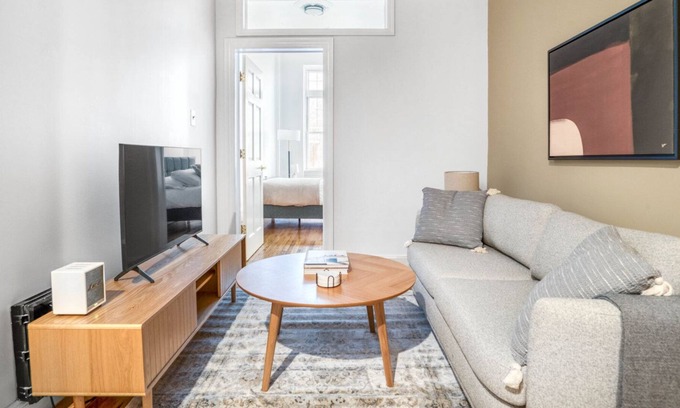 Greenpoint Apartment | Amazing Greenpoint 2BR w/ W/D, nr McCarren Park, by Blueground