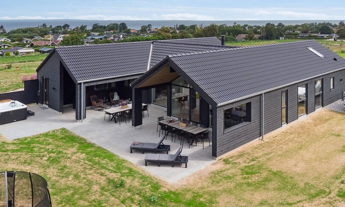 Skastrup House | Amazing home in Bogense with sauna