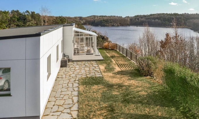 Lillesand House | Amazing home in Brekkestø with WiFi