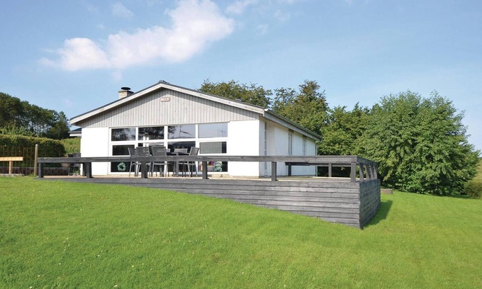 Broager House | Amazing home in Broager with WiFi