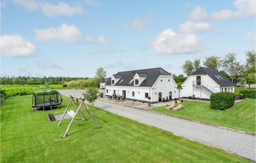 Engesvang House | Amazing Home In Engesvang