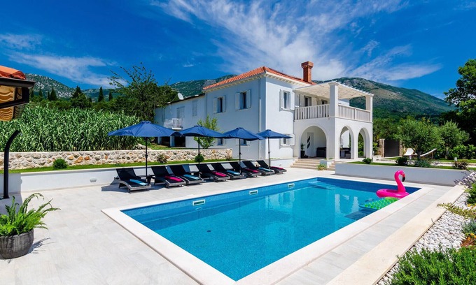 Zastolje House | Amazing home in Gruda with WiFi