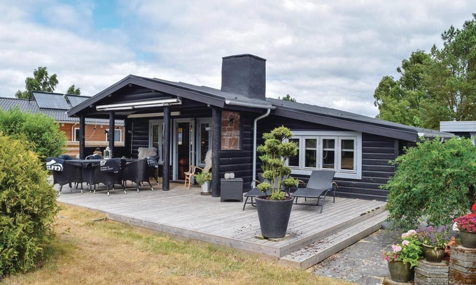Juelsminde House | Amazing home in Juelsminde with WiFi