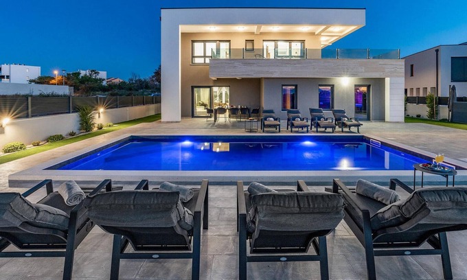 Nin House | Amazing home in Nin with house sea view