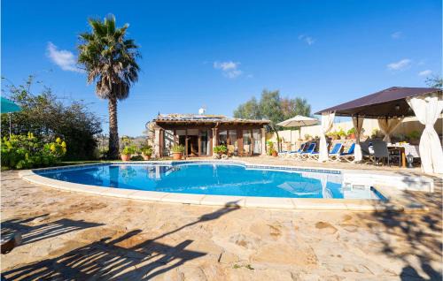 Sineu House | Amazing Home In Sineu
