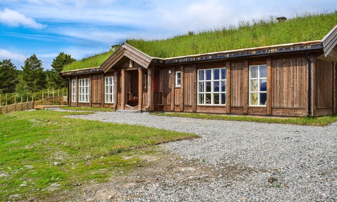 Skabu House | Amazing home in Skåbu with sauna