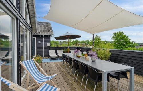 Holloselund House | Amazing Home In Tisvildeleje With Sauna